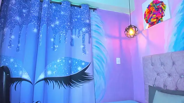 MaxiWildd online show from February 2026 12:37:02 PM