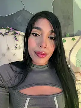 Snapshot of AmbarFoxx_ chatting on July 2026 04:04:01 AM AmbarFoxx online show from July 2026 04:04:01 AM