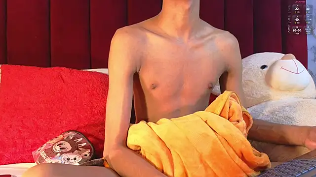 PrincePoppy online show from October 2025 08:31:01 PM