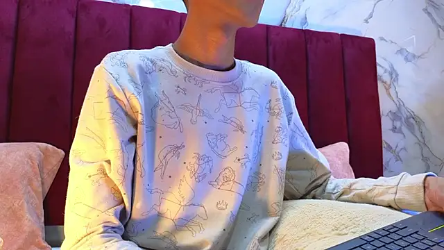 Snapshot of PrincePoppy chatting on February 2026 09:35:01 PM PrincePoppy online show from February 2026 09:35:01 PM