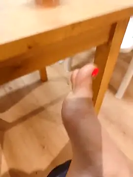 Snapshot of Teafeet chatting on March 2026 05:11:01 AM Teafeet online show from March 2026 05:11:01 AM