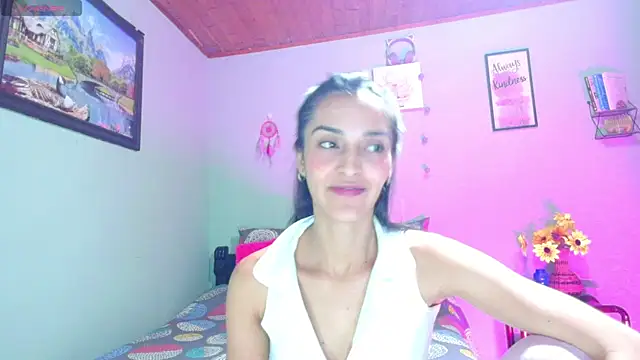 angelic coral online show from November 2025 01:27:01 AM