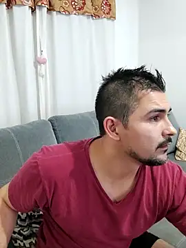 Bradd 32 online show from September 2025 01:49:01 AM