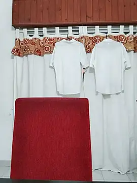 Bradd 32 online show from November 2025 02:50:02 AM