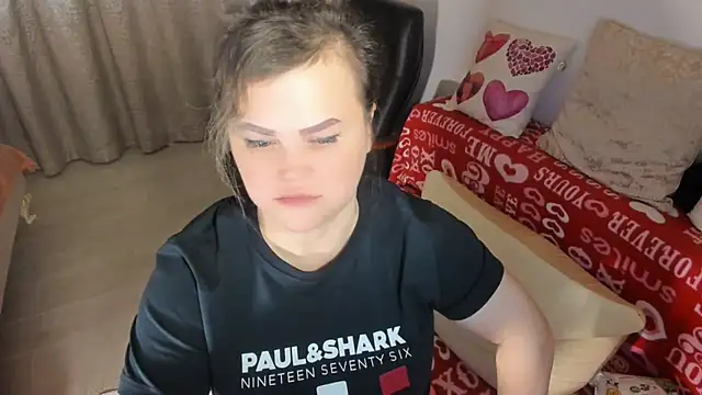 MildMature online show from February 2025 02:00:01 AM