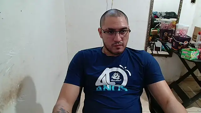 Snapshot of Leonino231 chatting on September 2025 11:47:02 AM Leonino231 online show from September 2025 11:47:02 AM