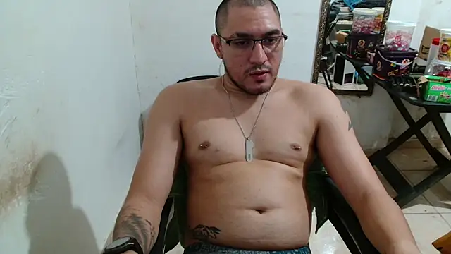 Snapshot of Leonino231 chatting on September 2025 11:52:01 PM Leonino231 online show from September 2025 11:52:01 PM