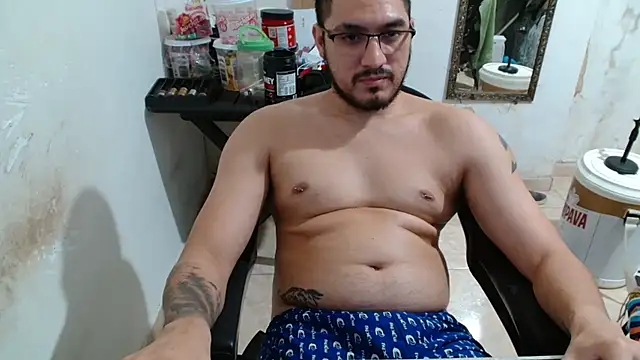 Snapshot of Leonino231 chatting on October 2025 04:44:01 AM Leonino231 online show from October 2025 04:44:01 AM