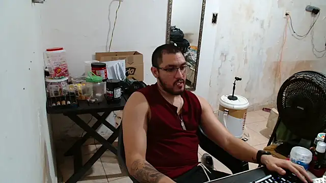 Snapshot of Leonino231 chatting on October 2025 04:55:02 AM Leonino231 online show from October 2025 04:55:02 AM