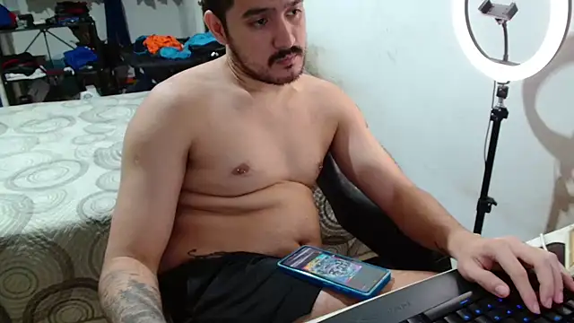 Snapshot of Leonino231 chatting on March 2026 09:29:02 PM Leonino231 online show from March 2026 09:29:02 PM