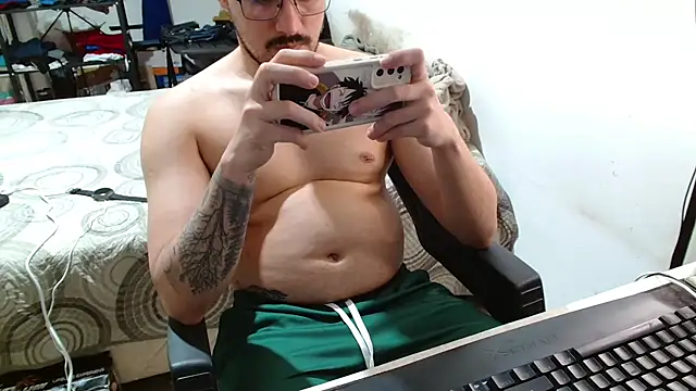 Snapshot of Leonino231 chatting on April 2026 09:56:01 PM Leonino231 online show from April 2026 09:56:01 PM