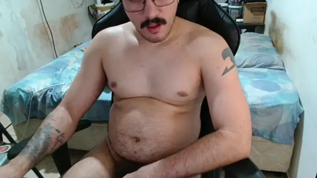 Snapshot of Leonino231 chatting on July 2026 05:44:01 AM Leonino231 online show from July 2026 05:44:01 AM