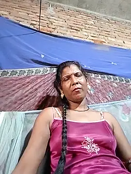 Snapshot of Savita992 chatting on June 2026 09:14:01 AM Savita992 online show from June 2026 09:14:01 AM
