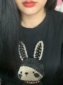 Linhtruong  online show from November 2025 04:12:02 AM