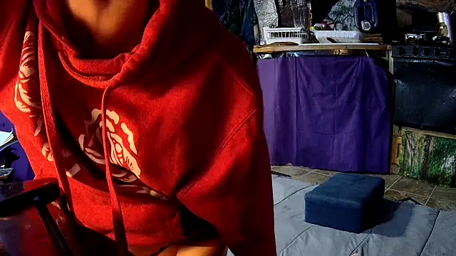 aquafoxy online show from October 2025 04:40:01 AM