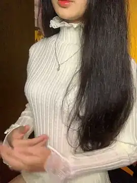 Snapshot of Nhinhi18 chatting on February 2026 03:26:02 PM Nhinhi18 online show from February 2026 03:26:02 PM