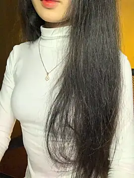 Snapshot of Nhinhi18 chatting on February 2026 03:05:02 PM Nhinhi18 online show from February 2026 03:05:02 PM