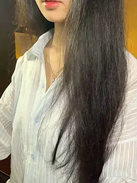 Snapshot of Nhinhi18 chatting on March 2026 04:01:01 PM Nhinhi18 online show from March 2026 04:01:01 PM