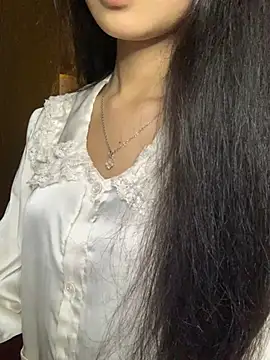 Snapshot of Nhinhi18 chatting on March 2026 03:39:02 PM Nhinhi18 online show from March 2026 03:39:02 PM