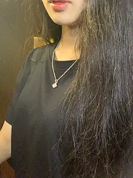 Snapshot of Nhinhi18 chatting on March 2026 02:49:02 PM Nhinhi18 online show from March 2026 02:49:02 PM