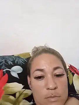 Snapshot of Diablamix chatting on October 2025 10:41:02 PM Diablamix online show from October 2025 10:41:02 PM