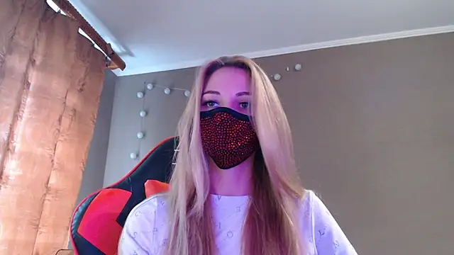 Iris lave online show from October 2025 01:57:02 PM