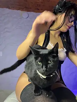 Snapshot of Maddy_w chatting on March 2026 04:06:01 AM Maddy w online show from March 2026 04:06:01 AM