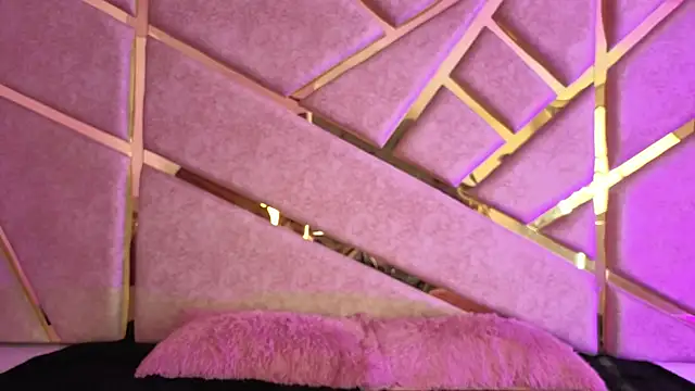 Zafiro claire online show from November 2025 07:08:02 PM