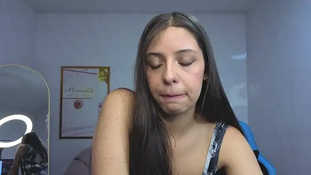 Snapshot of _Mia_sweet_b chatting on September 2025 12:49:02 PM Mia sweet b online show from September 2025 12:49:02 PM