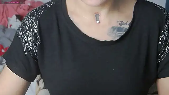 Snapshot of KatyNolann chatting on October 2025 07:00:02 AM KatyNolann online show from October 2025 07:00:02 AM