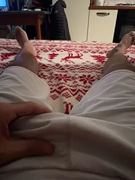 Snapshot of umeghj chatting on October 2025 09:56:01 PM umeghj online show from October 2025 09:56:01 PM