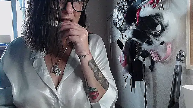 Snapshot of Mistress-Ivy51 chatting on September 2025 06:13:01 AM Mistress-Ivy51 online show from September 2025 06:13:01 AM