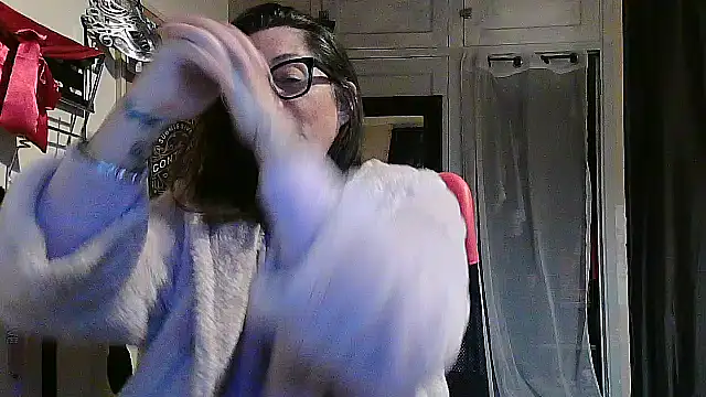 Snapshot of Mistress-Ivy51 chatting on October 2025 06:24:01 AM Mistress-Ivy51 online show from October 2025 06:24:01 AM