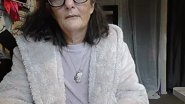 Snapshot of Mistress-Ivy51 chatting on October 2025 07:19:01 AM Mistress-Ivy51 online show from October 2025 07:19:01 AM