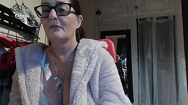 Snapshot of Mistress-Ivy51 chatting on October 2025 06:47:01 AM Mistress-Ivy51 online show from October 2025 06:47:01 AM