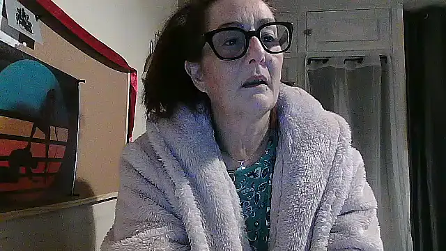 Snapshot of Mistress-Ivy51 chatting on November 2025 06:57:02 AM Mistress-Ivy51 online show from November 2025 06:57:02 AM