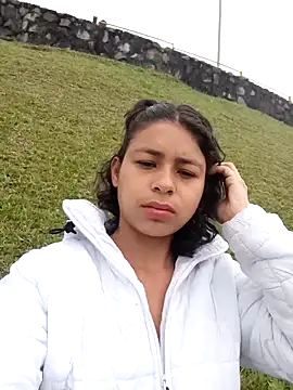 Snapshot of Tendercouple1 chatting on October 2025 03:31:02 PM Tendercouple1 online show from October 2025 03:31:02 PM