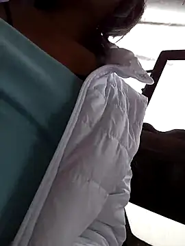 Snapshot of Tendercouple1 chatting on November 2025 07:03:01 PM Tendercouple1 online show from November 2025 07:03:01 PM