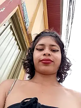 Snapshot of Tendercouple1 chatting on November 2025 06:50:02 PM Tendercouple1 online show from November 2025 06:50:02 PM