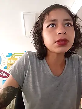 Snapshot of Tendercouple1 chatting on December 2025 01:53:01 PM Tendercouple1 online show from December 2025 01:53:01 PM