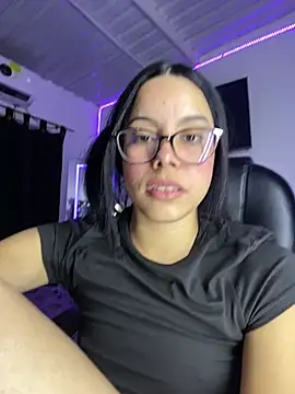 lesly cutee online show from April 2026 03:34:02 AM