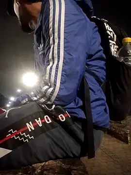 Snapshot of andrusstik chatting on October 2025 05:35:02 AM andrusstik online show from October 2025 05:35:02 AM