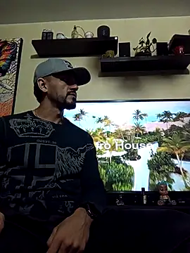 Snapshot of andrusstik chatting on November 2025 04:34:01 AM andrusstik online show from November 2025 04:34:01 AM