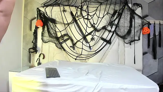 Snapshot of PeterBowel chatting on October 2025 02:22:02 AM PeterBowel online show from October 2025 02:22:02 AM