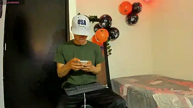 Snapshot of kenan_2601 chatting on October 2025 11:36:01 PM kenan 2601 online show from October 2025 11:36:01 PM