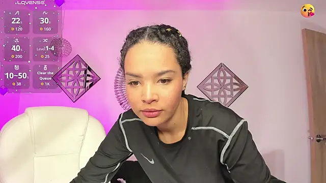 Ayshel cooperr online show from October 2025 02:25:02 AM