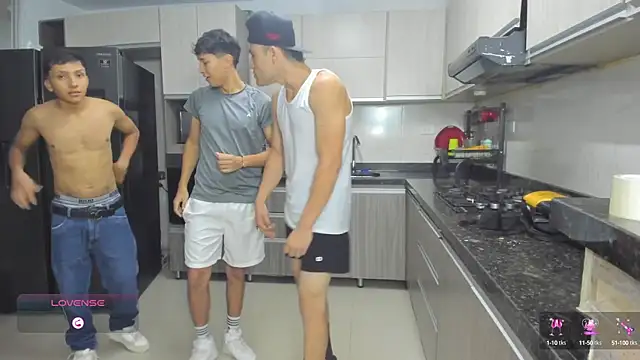 Crazymen hot online show from September 2025 11:19:01 PM