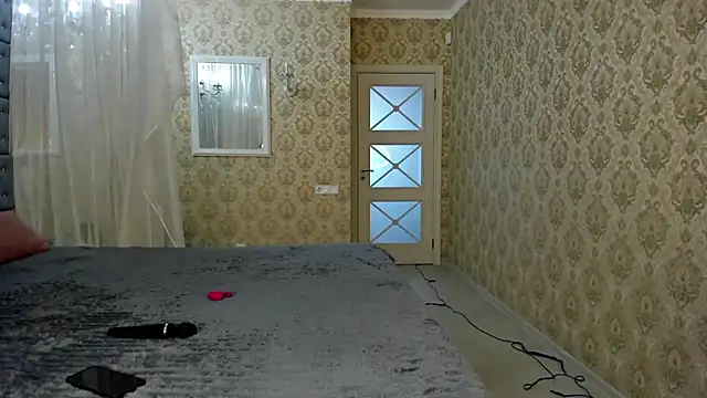 sofielovely  online show from October 2025 11:44:01 AM