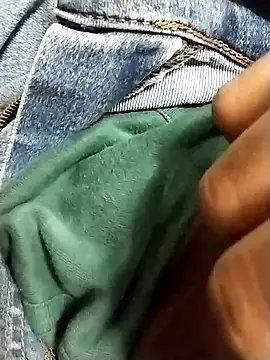 Ajayy01 online show from October 2025 02:25:02 PM