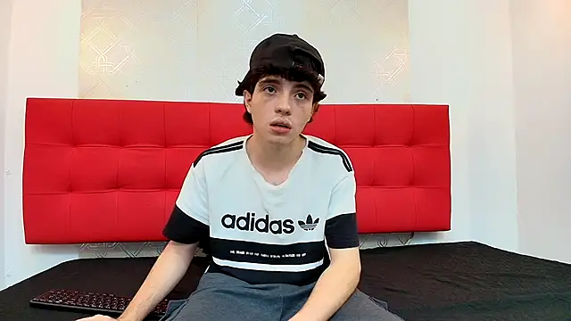 dia fax18 online show from September 2025 12:16:02 PM